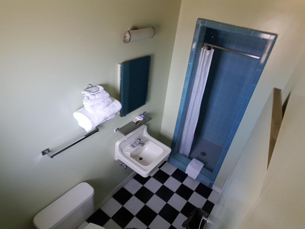 Travelers Motel Elko Habitación foto